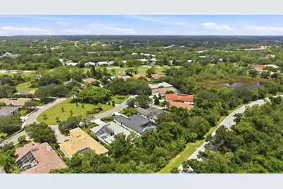 7825 Wilton Crescent Circle, Bradenton, FL 34201 - Photo 41