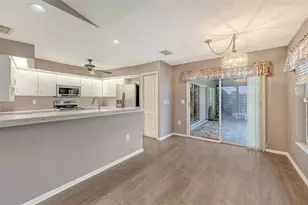 4494 Diamond Cir E, Sarasota, FL 34233 - Photo 15