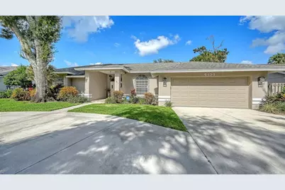 4494 Diamond Circle E, Sarasota, FL 34233 - Photo 1