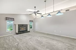 4494 Diamond Cir E, Sarasota, FL 34233 - Photo 17