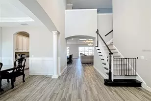 6006 Anise Dr, Sarasota, FL 34233 - Photo 9