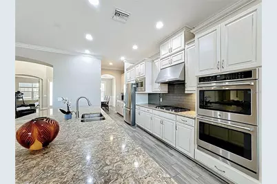 6006 Anise Drive, Sarasota, FL 34233 - Photo 19