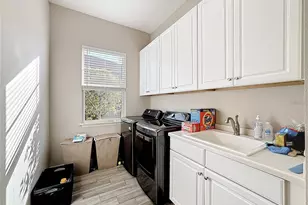 6006 Anise Dr, Sarasota, FL 34233 - Photo 59