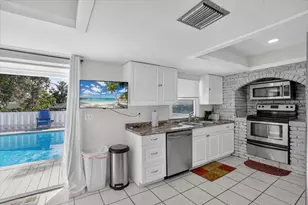 2407 Palma Sola Blvd, Bradenton, FL 34209 - Photo 11