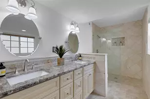 5622 29th St Cir E, Bradenton, FL 34203 - Photo 17