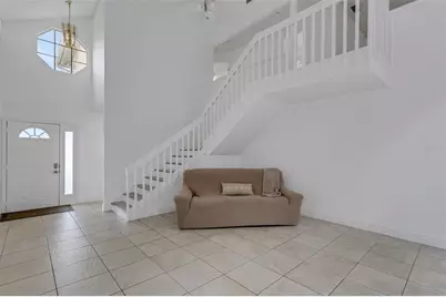 5622 29th Street Circle E, Bradenton, FL 34203 - Photo 3