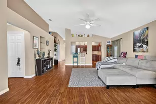 4623 Sanibel Way, Bradenton, FL 34203 - Photo 17