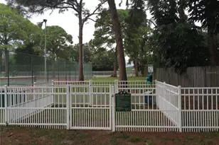 2755 Coconut Bay Ln Ln, Sarasota, FL 34237 - Photo 21