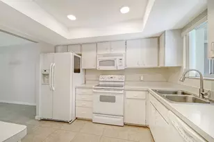 3961 Ashwood Ln, Sarasota, FL 34232 - Photo 15