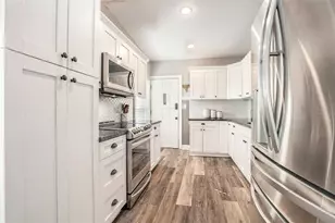 2134 Serpentine Cir S, Saint Petersburg, FL 33712 - Photo 13
