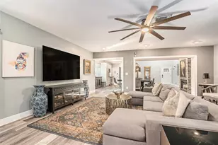 2134 Serpentine Cir S, Saint Petersburg, FL 33712 - Photo 7