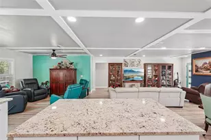 365 Shamrock Blvd, Venice, FL 34293 - Photo 11