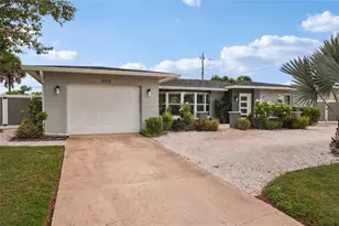 365 Shamrock Blvd, Venice, FL 34293 - Photo 1