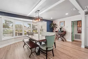 365 Shamrock Blvd, Venice, FL 34293 - Photo 5