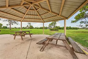 365 Shamrock Blvd, Venice, FL 34293 - Photo 37