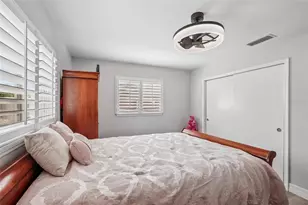 365 Shamrock Blvd, Venice, FL 34293 - Photo 17