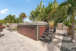 365 Shamrock Blvd, Venice, FL 34293 - Photo 25