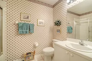 9330 Clubside Cir, Sarasota, FL 34238 - Photo 19