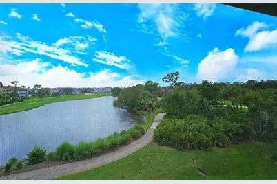 9330 Clubside Circle #3306, Sarasota, FL 34238 - Photo 5