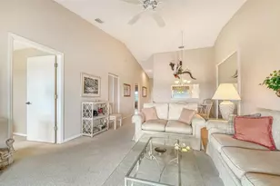 9330 Clubside Cir, Sarasota, FL 34238 - Photo 9
