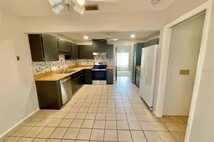 137 Drifting Sands Dr, Venice, FL 34293 - Photo 21