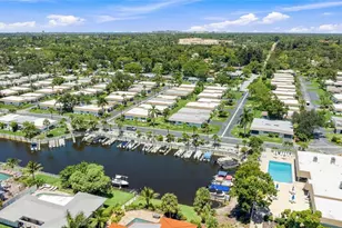 2740 Riverbluff Pkwy, Sarasota, FL 34231 - Photo 35