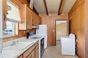 1302 32nd St W, Bradenton, FL 34205 - Photo 7