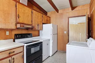 1302 32nd St W, Bradenton, FL 34205 - Photo 9