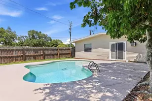 1302 32nd St W, Bradenton, FL 34205 - Photo 17
