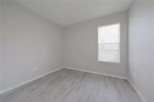 5748 Woodland Sage Dr, Sarasota, FL 34238 - Photo 17