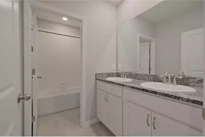 5748 Woodland Sage Drive, Sarasota, FL 34238 - Photo 31