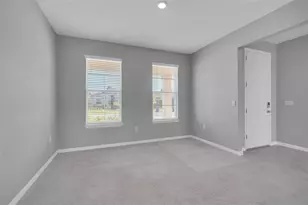 5748 Woodland Sage Dr, Sarasota, FL 34238 - Photo 7