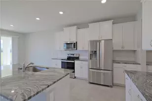5748 Woodland Sage Dr, Sarasota, FL 34238 - Photo 9