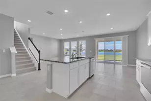 5748 Woodland Sage Dr, Sarasota, FL 34238 - Photo 11