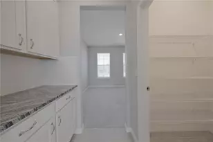 5748 Woodland Sage Dr, Sarasota, FL 34238 - Photo 11