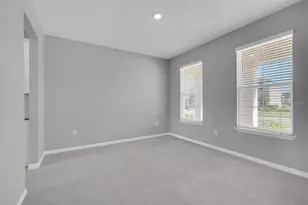 5748 Woodland Sage Dr, Sarasota, FL 34238 - Photo 9