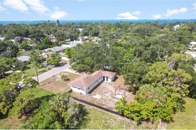 839 42nd Street, Sarasota, FL 34234 - Photo 1