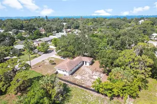 839 42nd St, Sarasota, FL 34234 - Photo 1