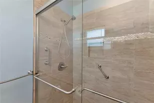 4202 Schwalbe Dr, Sarasota, FL 34235 - Photo 29