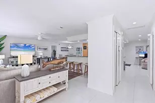 5333 Siesta Ct, Sarasota, FL 34242 - Photo 9