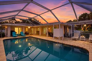 5333 Siesta Ct, Sarasota, FL 34242 - Photo 3