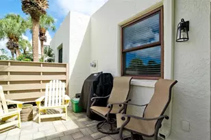 401 Palm Tree Dr, Bradenton, FL 34210 - Photo 3