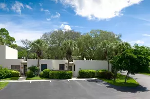 401 Palm Tree Dr, Bradenton, FL 34210 - Photo 35