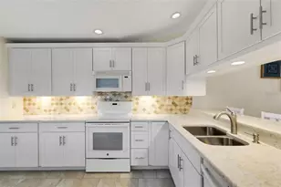 1233 Spoonbill Landings Cir, Bradenton, FL 34209 - Photo 5