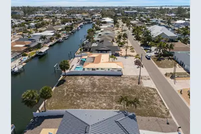 4007 Coconut Terrace, Bradenton, FL 34210 - Photo 3