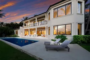 65 Lighthouse Point Dr, Longboat Key, FL 34228 - Photo 9