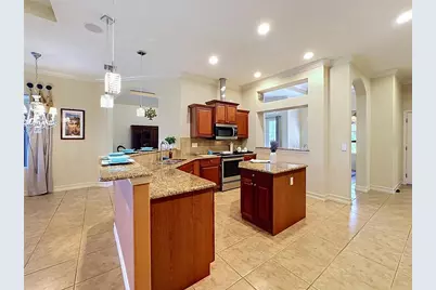 414 169th Court NE, Bradenton, FL 34212 - Photo 5