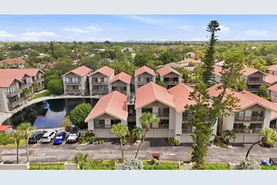 1187 Lake House Circle #C127, Sarasota, FL 34242 - Photo 5