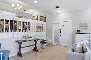 1187 Lake House Cir, Sarasota, FL 34242 - Photo 3