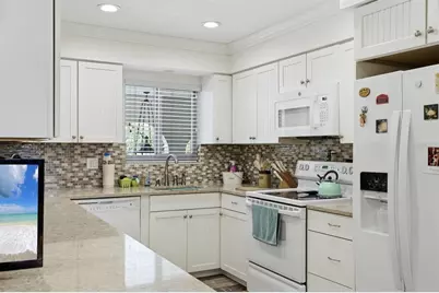 1707 Southwood Street #1707, Sarasota, FL 34231 - Photo 3